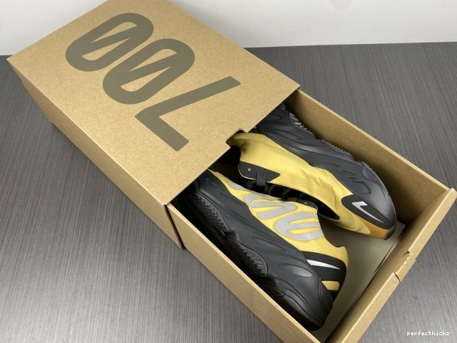 'Honey Yeezy 700 Flux' Boost MNVN GZ0717 0731